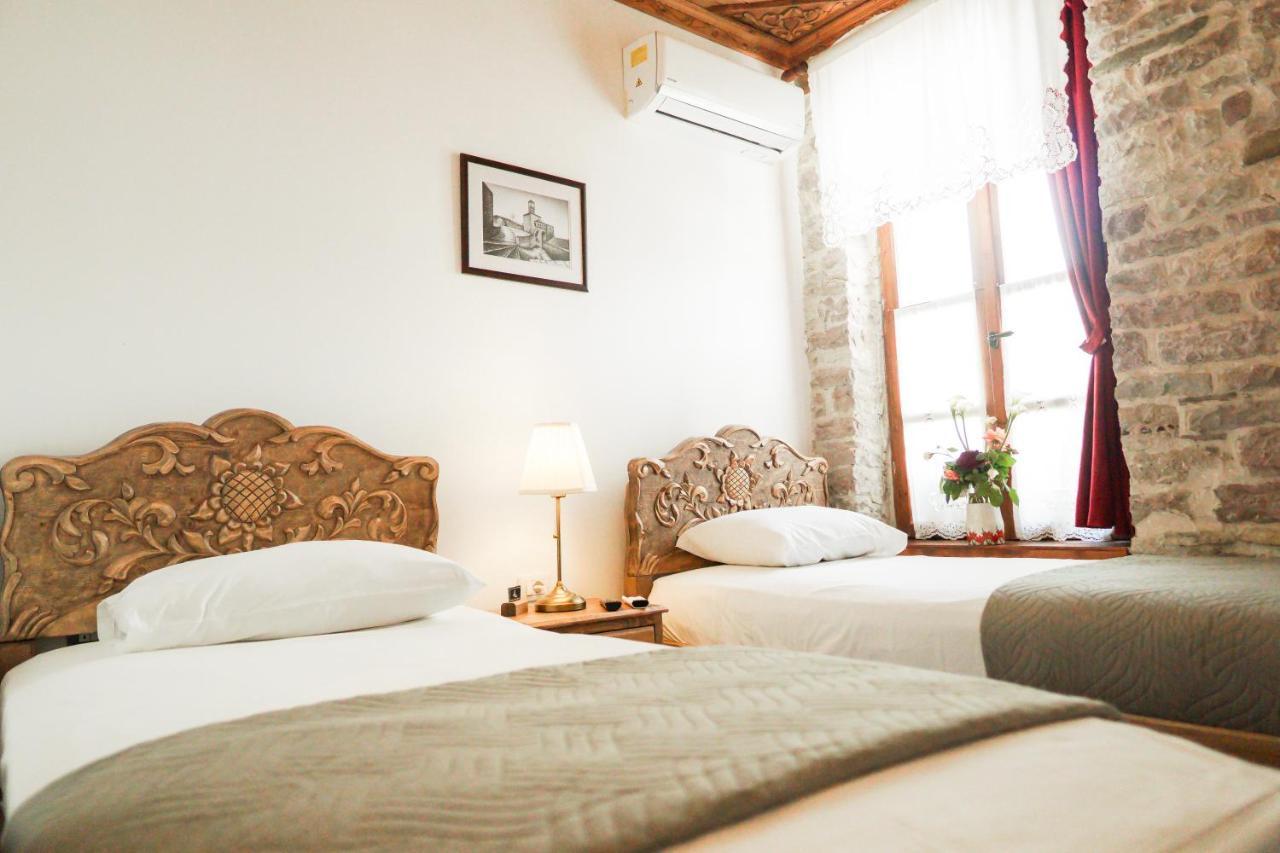 4 Rooms Gjirokastra Exterior photo