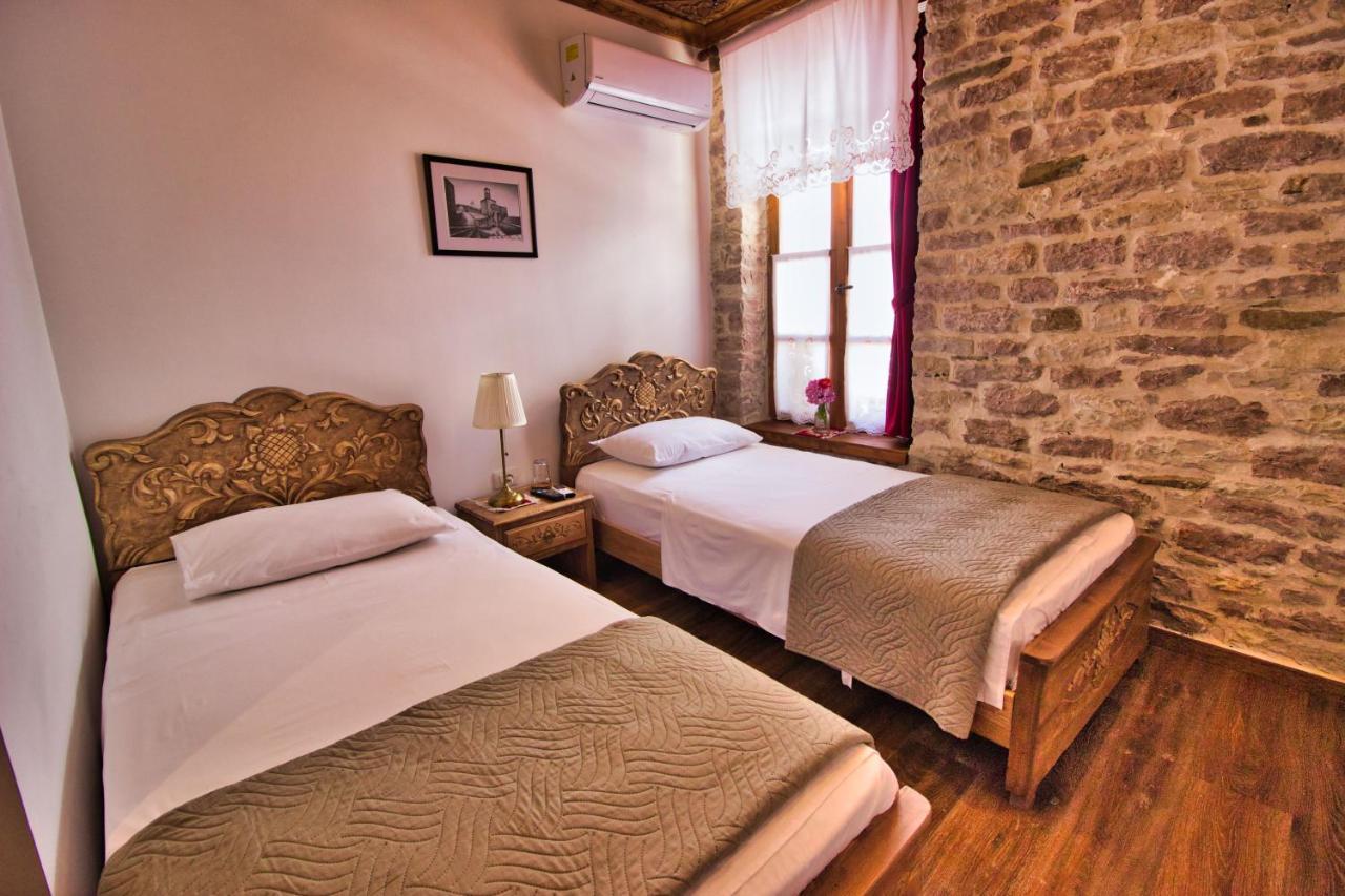 4 Rooms Gjirokastra Exterior photo