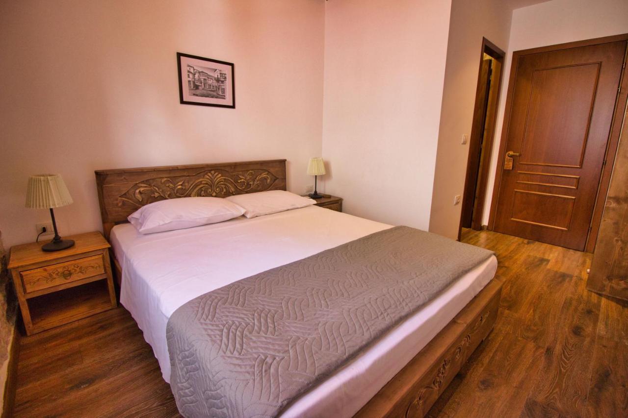 4 Rooms Gjirokastra Exterior photo