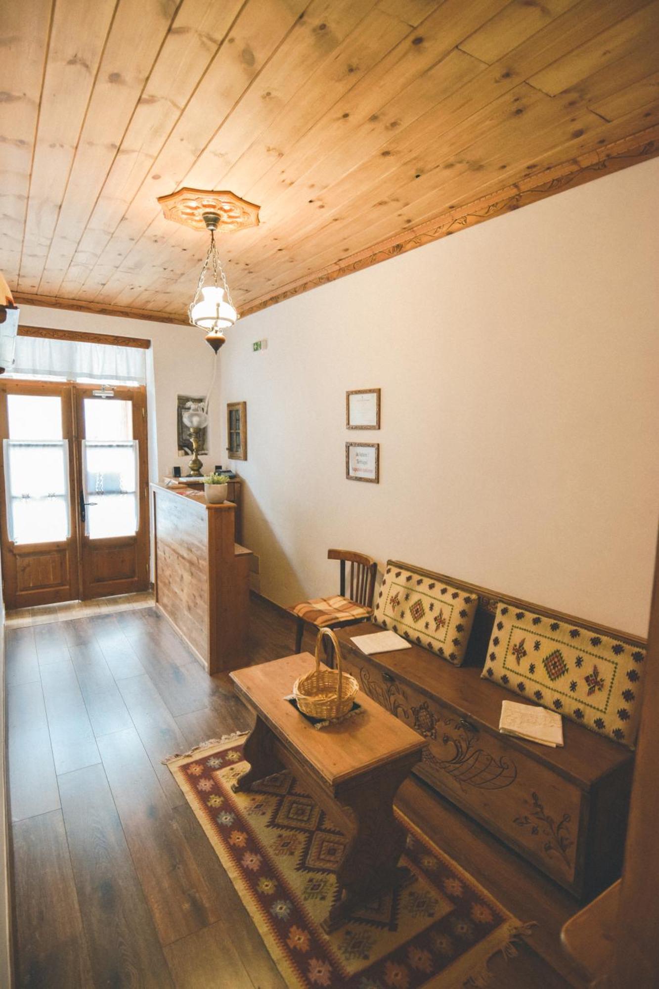 4 Rooms Gjirokastra Exterior photo